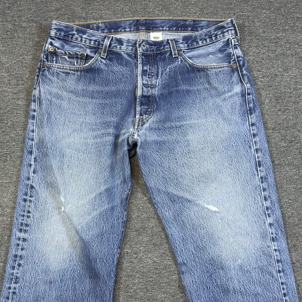 Levi's 501 Jeans Mens 38x30 Blue Denim Button Fly 2003 Y2K Made Guatemala